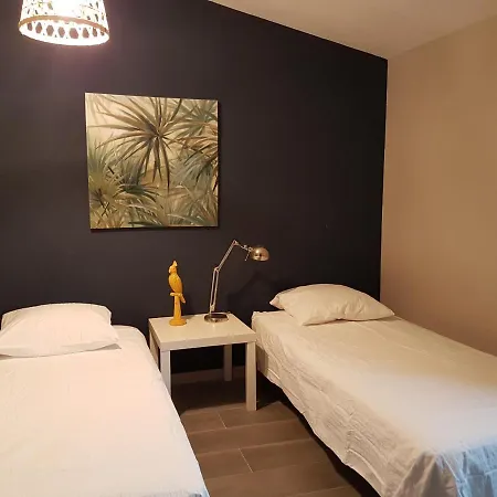 Holiday home Les Bignones Uzes